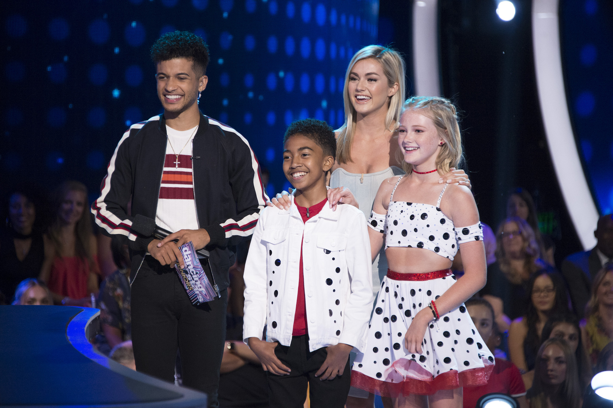 DWTS-Juniors-Rylee-and-Miles-WIth-Lindsay-Arnold-GettyImages-1041067130