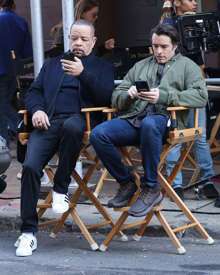 Ice T and Corey Cott They Check Their Phones Just Like Us