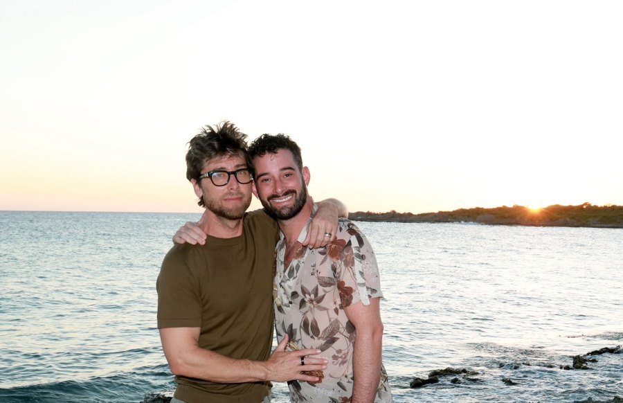 Lance Bass Sandals Vacation Hot Pics.jpeg