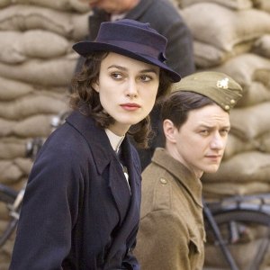 Keira Knightley and James McAvoy in Atonement