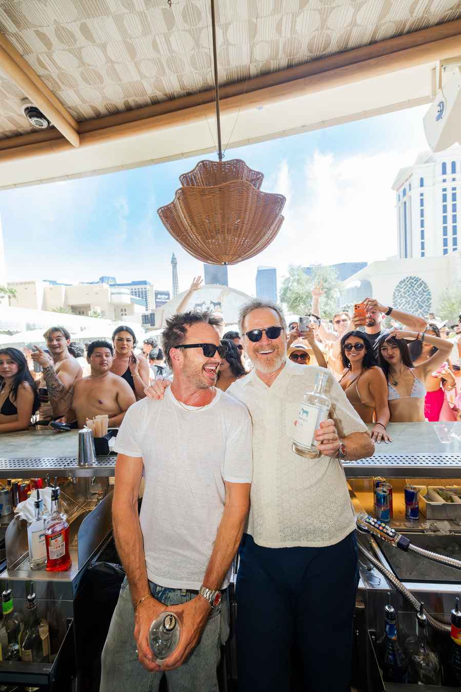 Aaron Paul and Bryan Cranston Hot Pics